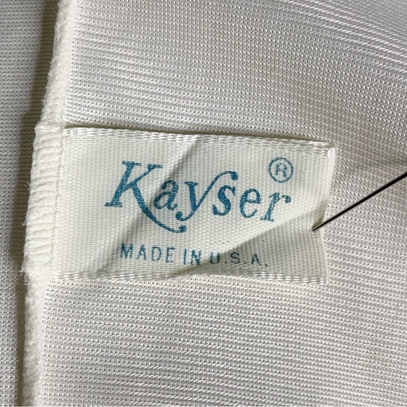 60s White Slip - Picture 7 of 9